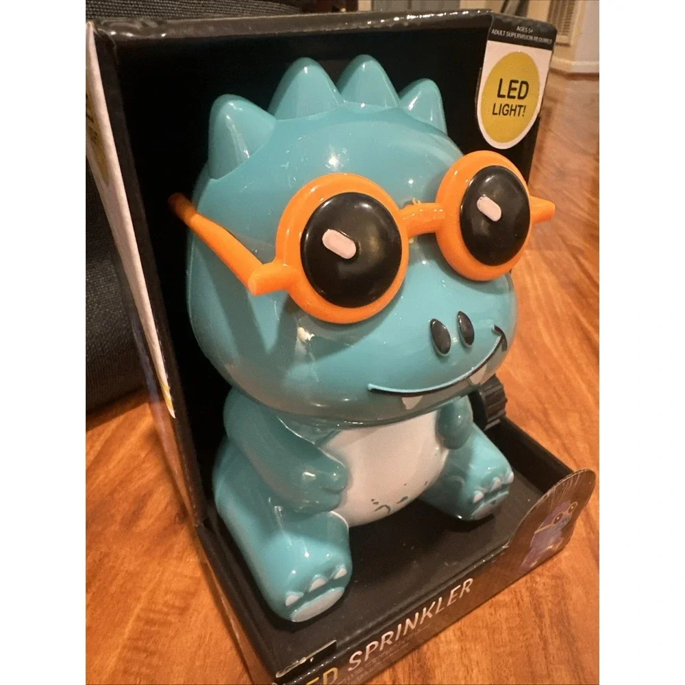 Novelty LED Light Sprinkler Dino Lawn Water‎ Fun Sprinkler Dinosaur Sunglasses